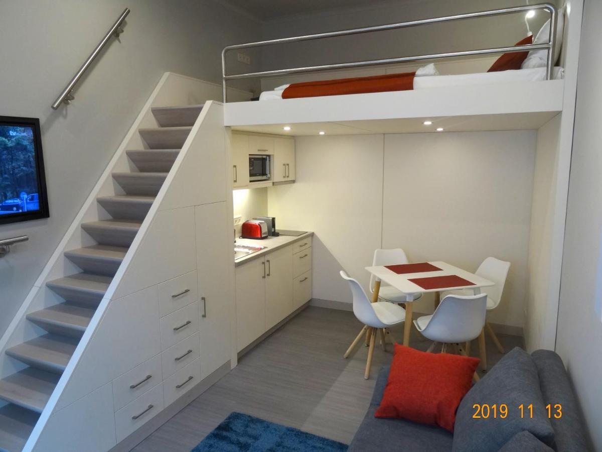 Old Buda Studio Apartment Budapest Bagian luar foto